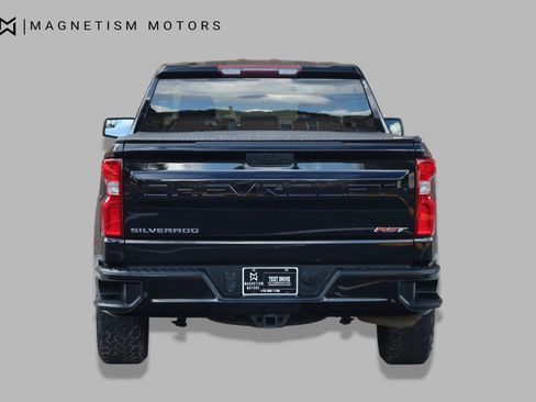 Used 2020 Chevrolet Silverado 1500 RST w/ True North Edition AWD/4WD image 7