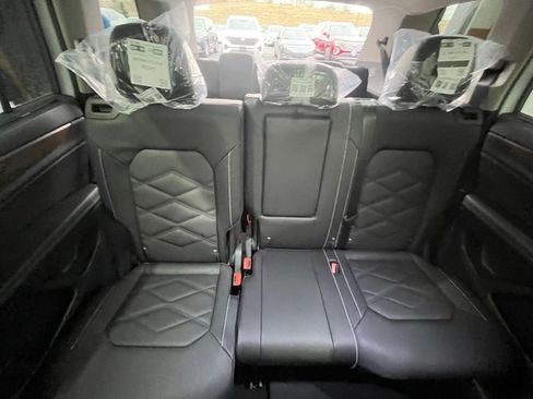New 2026 Volkswagen Atlas SE image 25