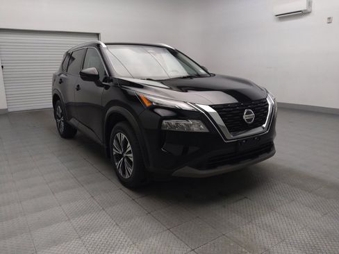 Used 2021 Nissan Rogue SV w/ Premium Package image 13