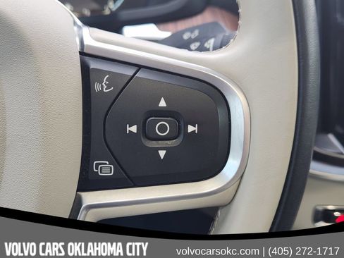 Used 2022 Volvo S60 T8 R-Design Expression w/ Premium Package AWD/4WD image 23