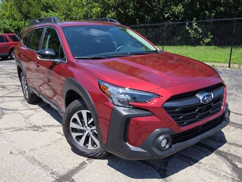 Certified 2024 Subaru Outback Premium AWD/4WD image 2