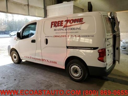Used 2017 Nissan NV200 S w/ Back Door Glass Package image 4