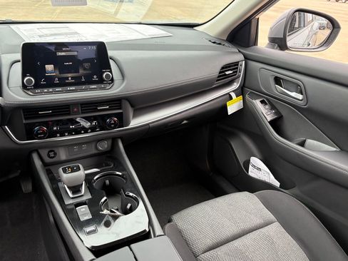 New 2026 Nissan Rogue SV image 12