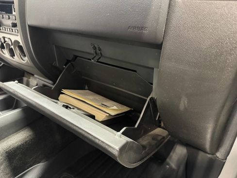 Used 2012 GMC Canyon SLE image 16