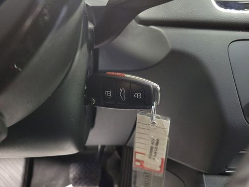 Used 2018 Audi Q3 2.0T Premium image 17