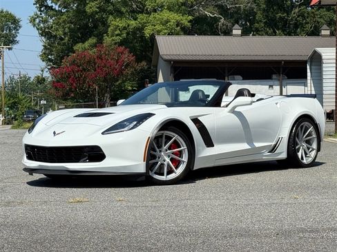 Used 2016 Chevrolet Corvette Z06 w/ 3LZ Preferred Equipment Group image 12