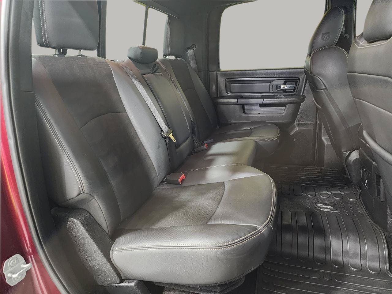 Used 2017 RAM 1500 Rebel w/ Luxury Group AWD/4WD image 31