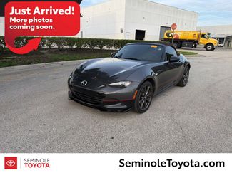 Used 2018 MAZDA MX-5 Miata Club RWD video 1