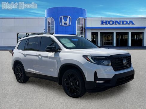 Certified 2024 Honda Passport Black Edition image 10