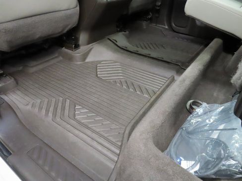 Used 2020 Chevrolet Silverado 2500 LTZ w/ LTZ Premium Package image 71