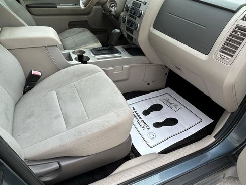 Used 2012 Ford Escape XLT AWD/4WD image 12