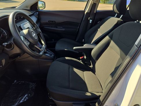Used 2024 Nissan Kicks S FWD image 16