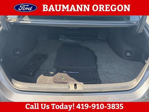 Used 2023 Lexus ES 250 w/ Premium Package AWD/4WD image 5