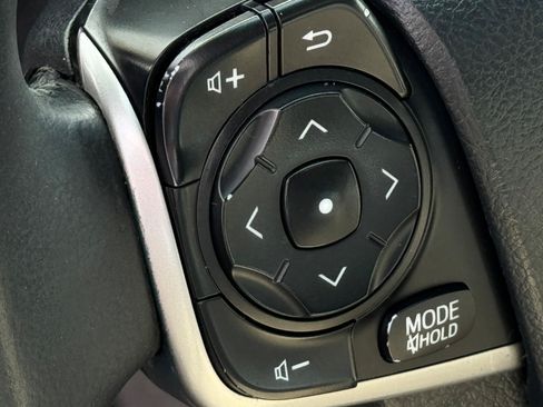 Used 2013 Toyota Camry XLE FWD image 16