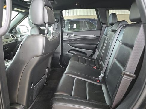 Used 2023 Jeep Wagoneer Series II AWD/4WD image 5