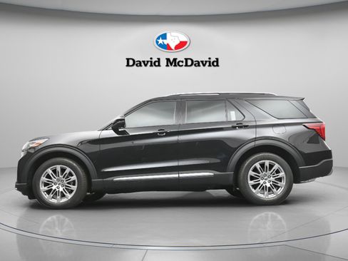 New 2026 Ford Explorer Platinum image 4