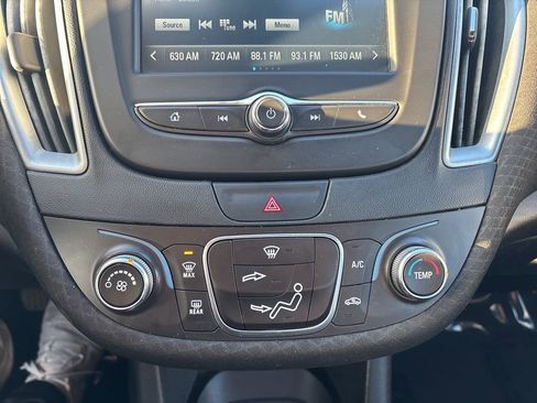 Used 2017 Chevrolet Malibu LS image 26