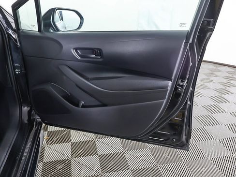 Used 2024 Toyota Corolla LE image 20