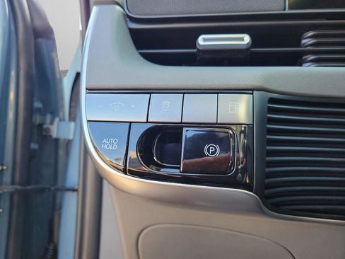 New 2026 Hyundai Ioniq 5 SE image 17