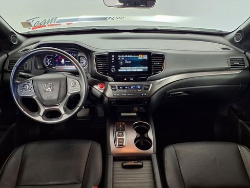 Used 2023 Honda Passport EX-L image 11