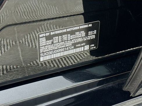 Used 2024 BMW X5 M60i w/ Climate Comfort Package image 36