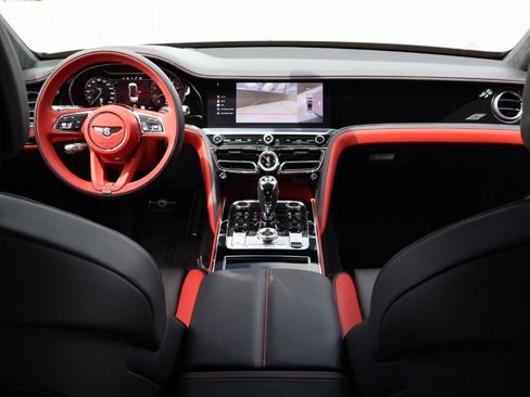 Used 2023 Bentley Flying Spur S V8 AWD/4WD image 5