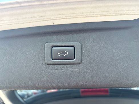 Used 2019 Subaru Outback 2.5i Limited AWD/4WD image 45
