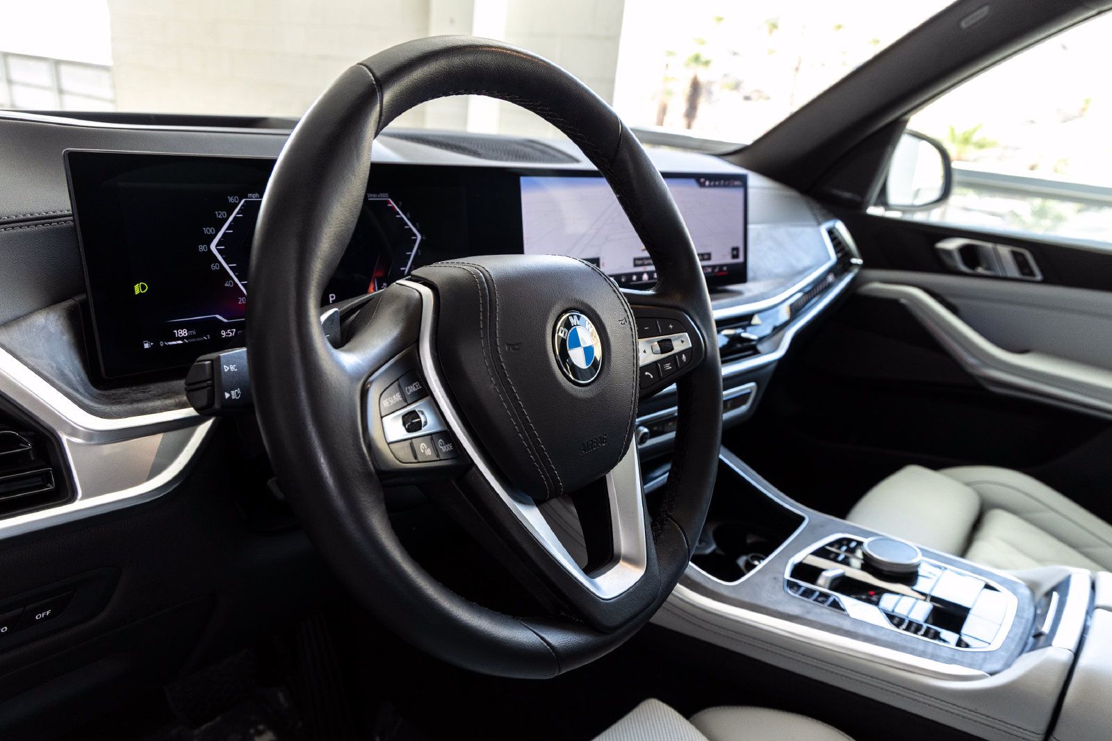 Certified 2024 BMW X5 sDrive40i w/ Premium Package RWD image 16