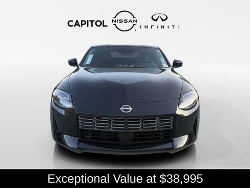 Used 2024 Nissan Z Performance w/ Floor Mat Package image 2
