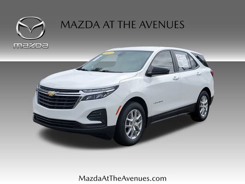 Used 2023 Chevrolet Equinox LS w/ LS Convenience Package image 1