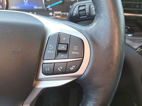 Used 2022 Ford Explorer Limited w/ Equipment Group 301A AWD/4WD image 20