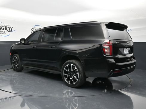 Used 2023 Chevrolet Suburban RST AWD/4WD image 5