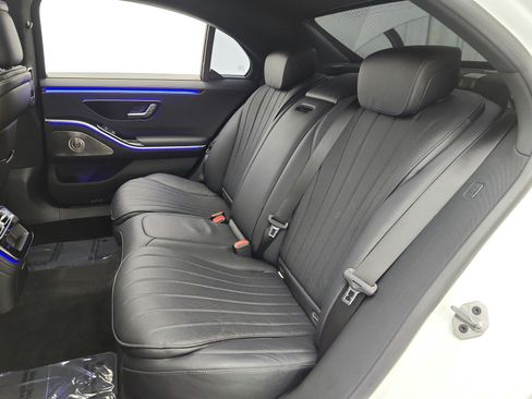 Used 2022 Mercedes-Benz S 500 4MATIC image 15