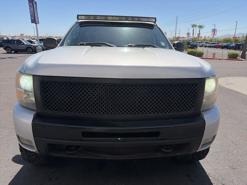 Used 2011 Chevrolet Silverado 1500 LT w/ All-Star Edition AWD/4WD image 9