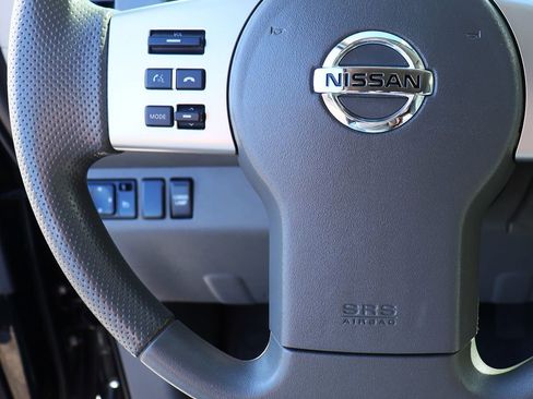 Used 2019 Nissan Frontier SV image 51