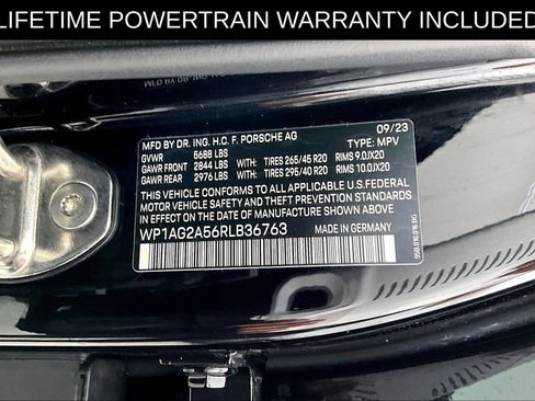 Used 2024 Porsche Macan S AWD/4WD image 43