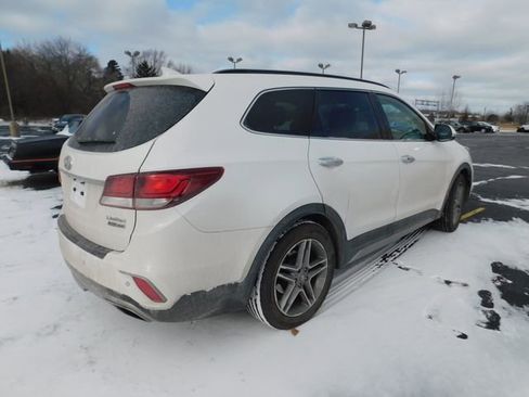 Used 2017 Hyundai Santa Fe Limited image 10