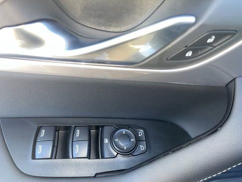 New 2026 Chevrolet Blazer LT w/ Convenience Package FWD image 18