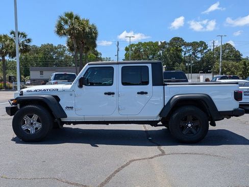 Used 2020 Jeep Gladiator Sport w/ Quick Order Package 24S AWD/4WD image 8