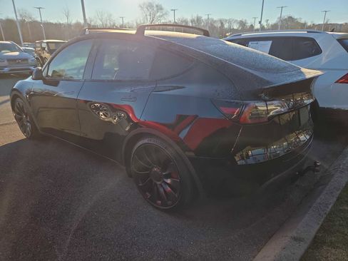 Used 2022 Tesla Model Y Performance image 6