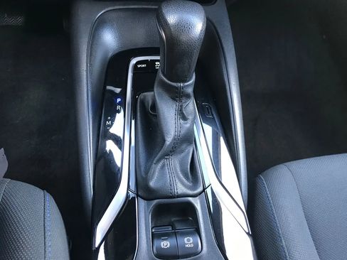 Used 2022 Toyota Corolla SE image 24