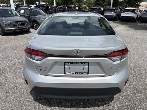 Certified 2025 Toyota Corolla LE w/ Convenience Package FWD image 3