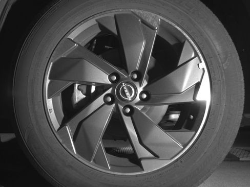 Used 2025 Nissan Rogue SV FWD image 12