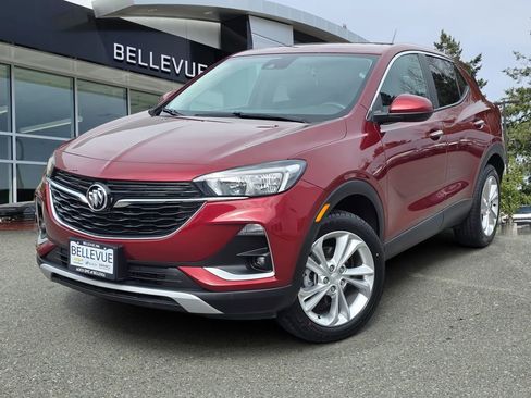 Used 2022 Buick Encore GX Preferred w/ Cold Weather Comfort Package AWD/4WD image 1