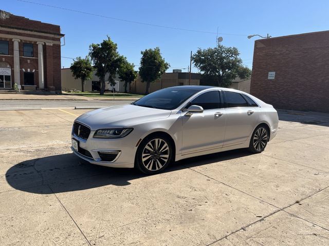 Used 2017 Lincoln MKZ Reserve FWD image 1