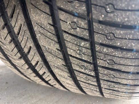 New 2026 Chevrolet Corvette E-Ray w/ Stealth Interior Trim Package image 39