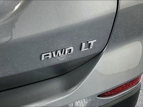 Used 2023 Chevrolet Equinox LT w/ Driver Convenience Package AWD/4WD image 22