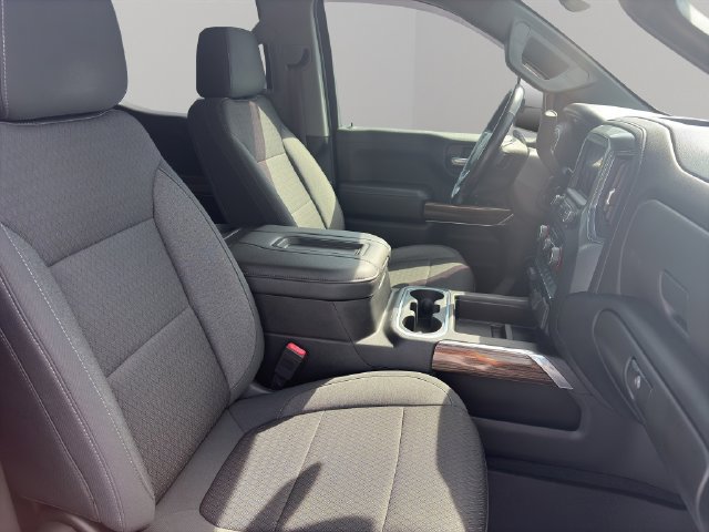 Used 2020 Chevrolet Silverado 1500 RST w/ True North Edition AWD/4WD image 18