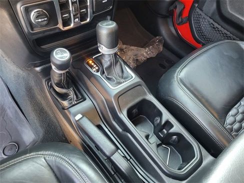 Certified 2022 Jeep Wrangler Unlimited Sahara image 24