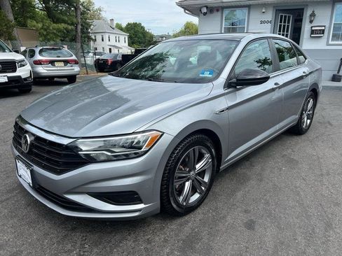 Used 2020 Volkswagen Jetta R-Line FWD image 3